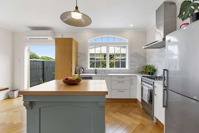 10 Edinburgh Terrace Berhampore_2