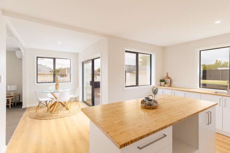 35 Cuffs Road Wainoni_7