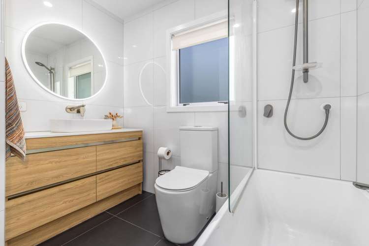 10a Sunningdale Lane Woodridge_16