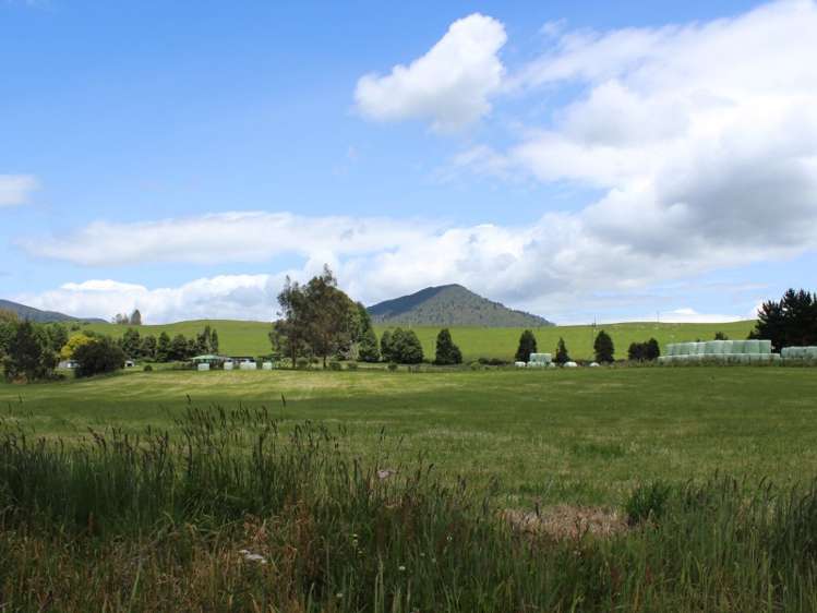 42 Parerohi Grove Kuratau_0