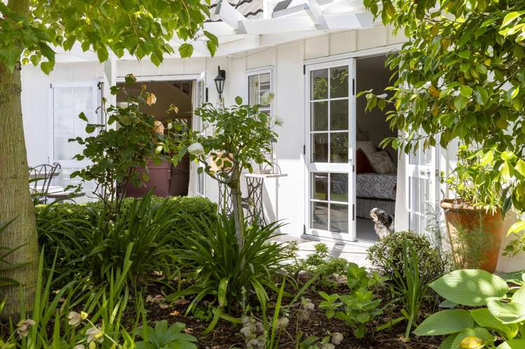 2/18 Pipi Street Two Mile Bay_11