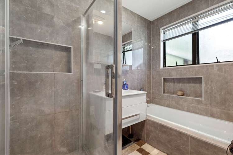 33 Danube Lane Glen Eden_17