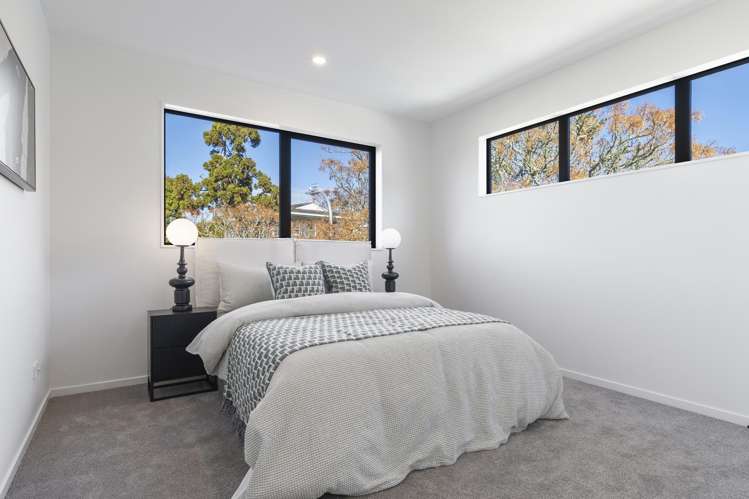 1/12 Lush Avenue St Johns_10
