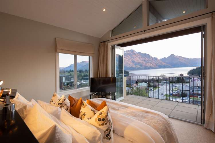 9/12 Dublin Street Queenstown_13