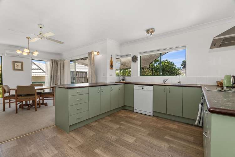 14 Maurton Place Onerahi_6