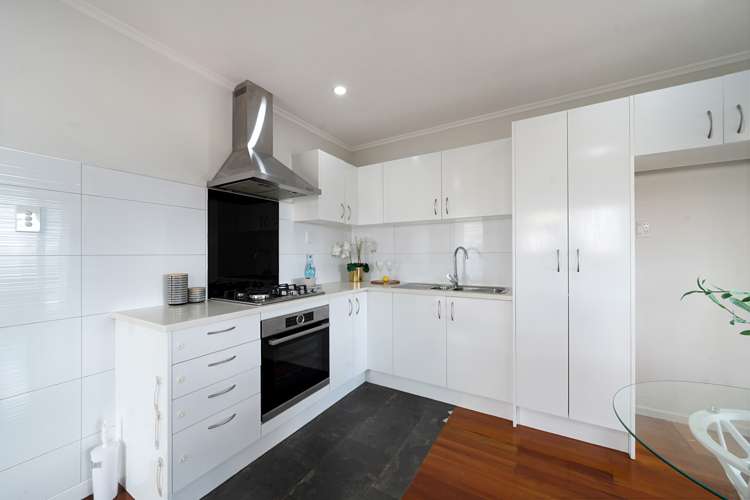 2 Nile Road Kelston_5