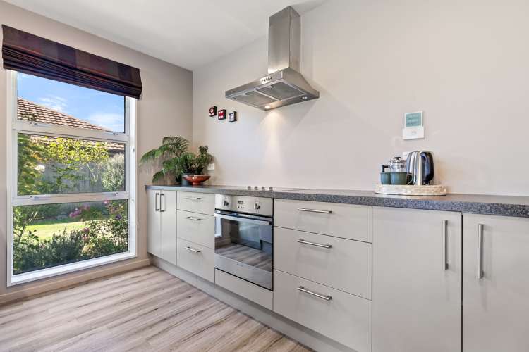 10 The Tors Heathcote Valley_10