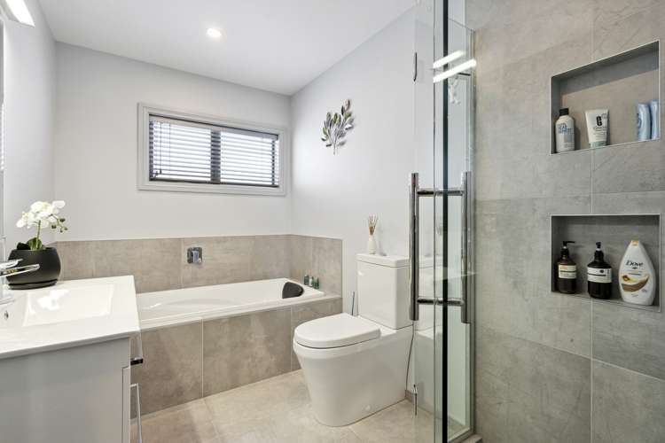 71 Endeavour Drive Whitby_21