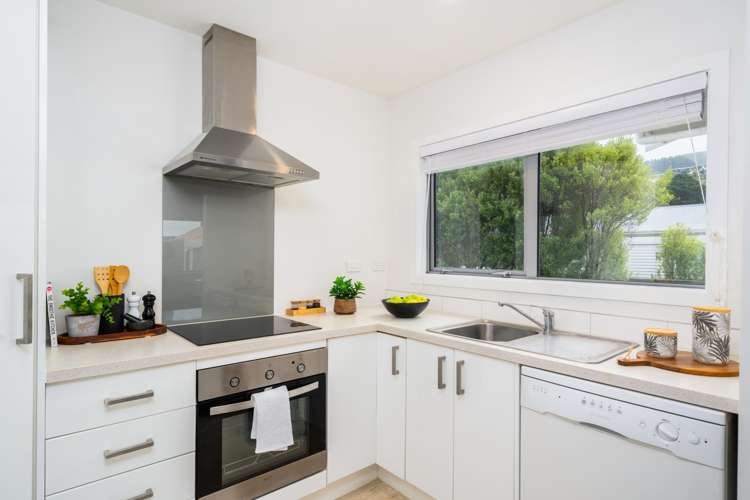 7a Mclellan Street Tawa_8