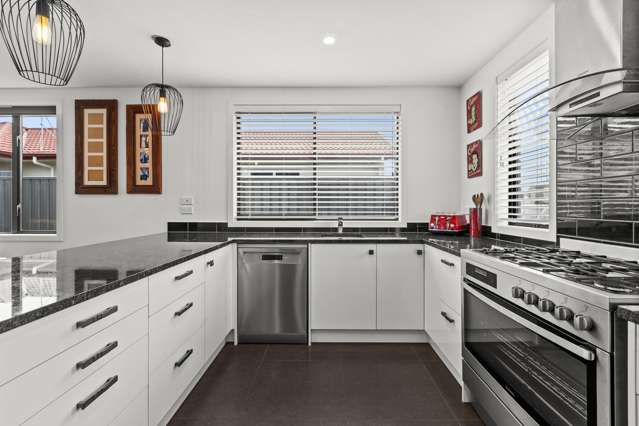 11 Aparima Place Awatoto_3