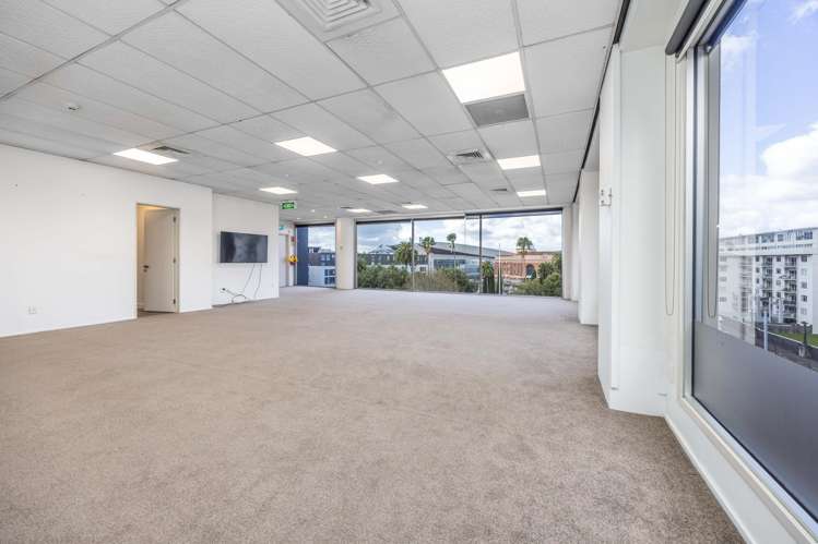 3A/121-123 Beach Road Auckland Central_4