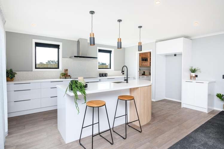 27 Reid Line West Feilding_7