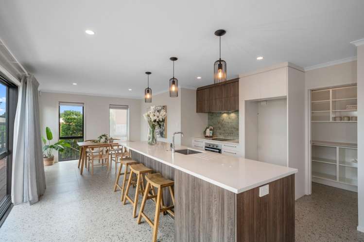 55A Pemberton Crescent Greerton_5