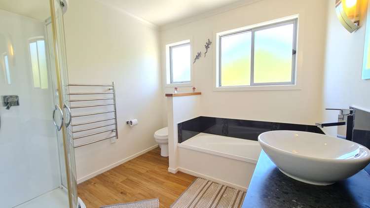 12a Leisure Lane Ligar Bay_12