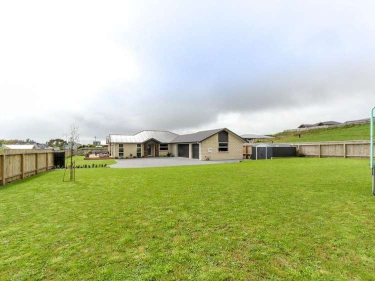 9 Honeyfield Drive Whalers Gate_3