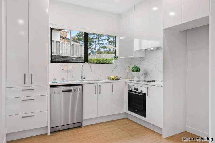 1261 East Coast Road Redvale_20