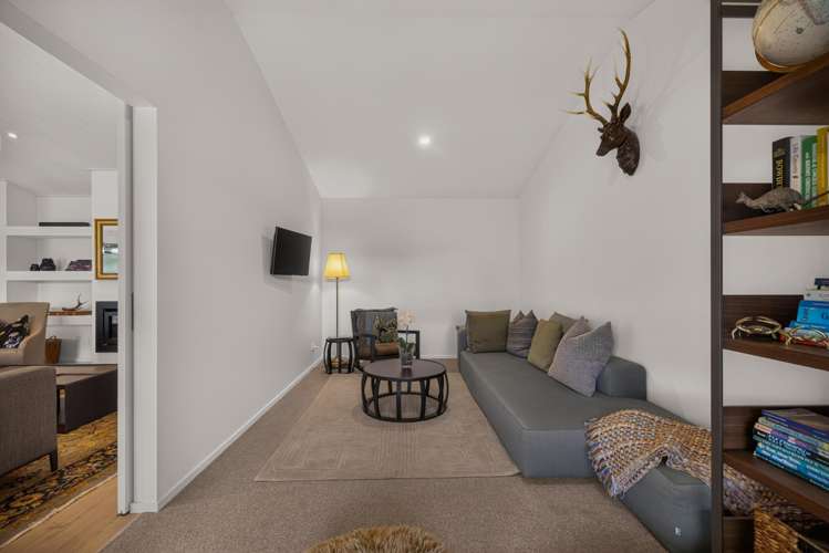 3 & 3A Marsden Place Lower Shotover_11