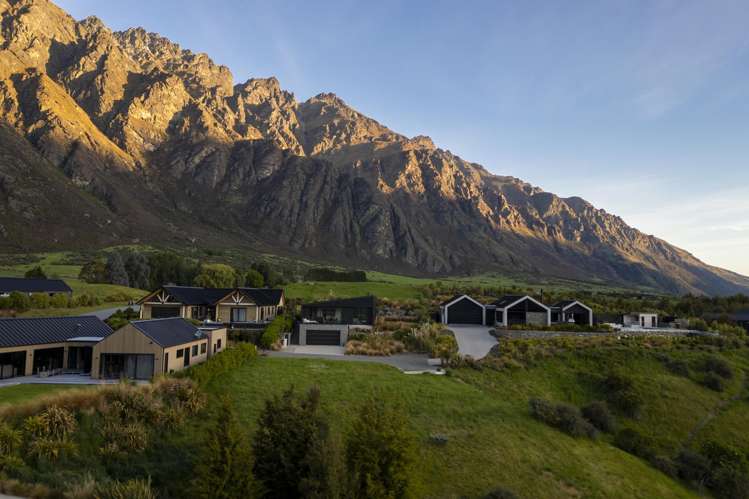 4 Rockburn Lane Jacks Point_13