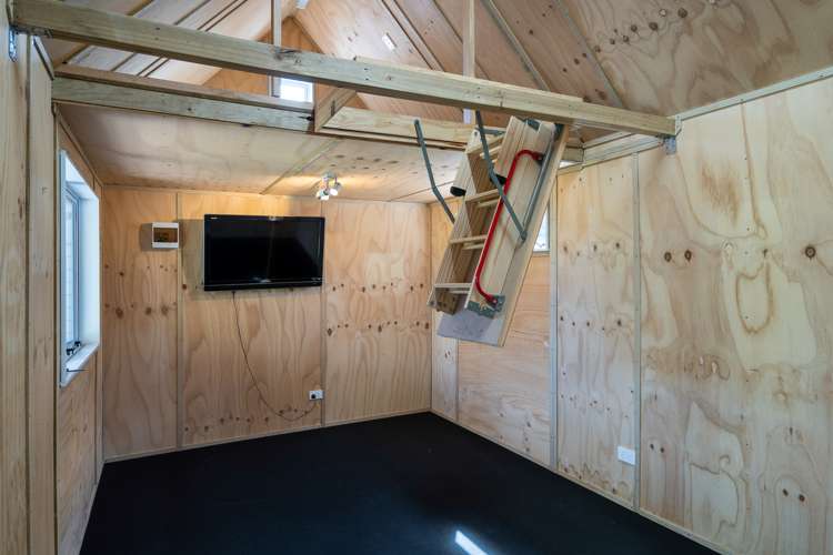 6 Sargeson Place Leamington_18