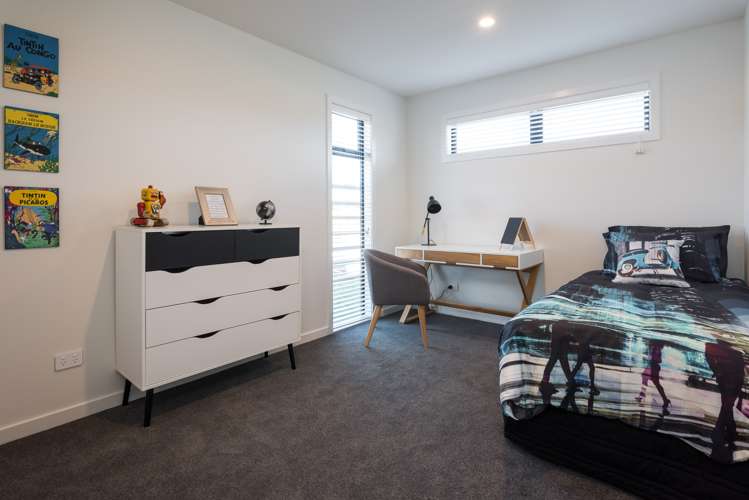 14 Spitfire Drive Burleigh_10