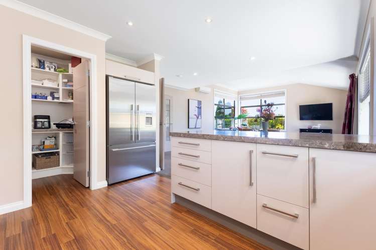 94 The Drive Paraparaumu Beach_6
