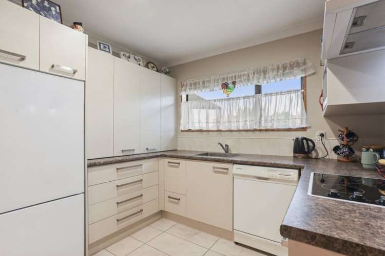 38 Fairweather Crescent_3