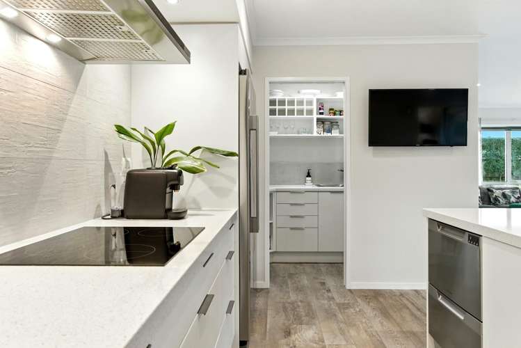 5 Mahy Way Leamington_5