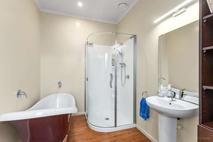 75 Main North Road Geraldine_13