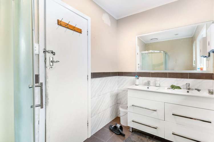 1/127 Coronation Road Papatoetoe_10