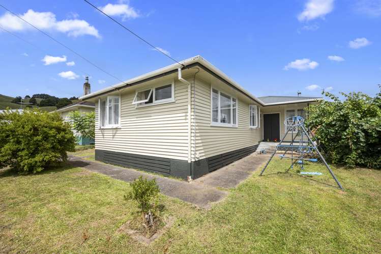 8 Boles Street Taumarunui_12