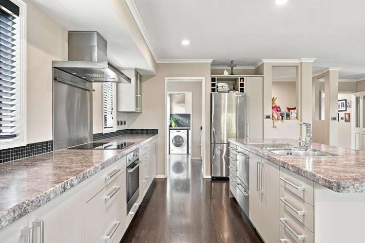 2 Flavell Drive Orewa_35