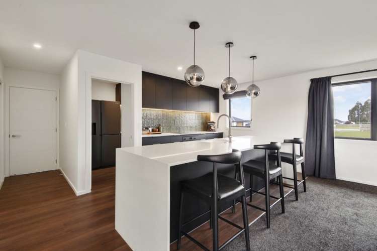 3 Merino Crescent Amberley_11