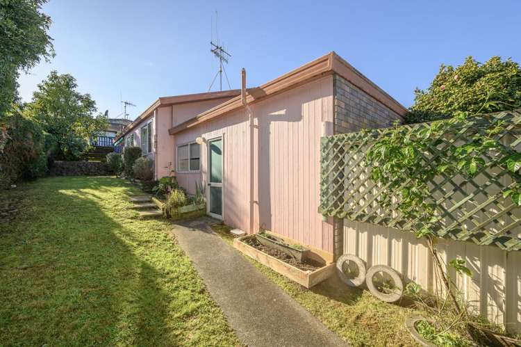35 Redmond Street Judea_15