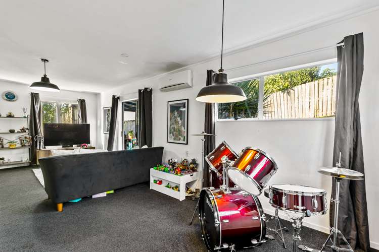 4/24 Eastglen Road Glen Eden_2