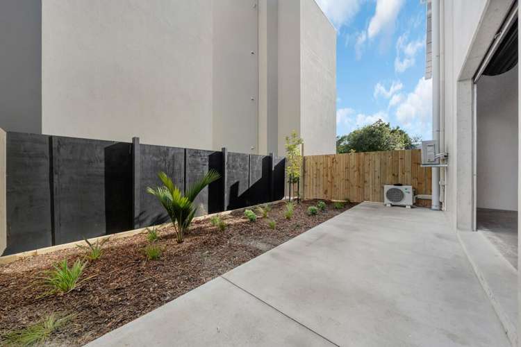 Unit 8 | 160 Marua Road Mount Wellington_5