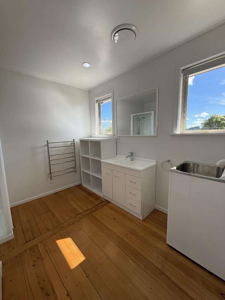 98 Tender Road Dairy Flat_24