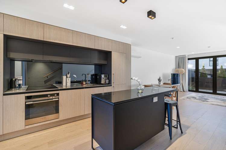 11/33 Kilmore Street Christchurch Central_1