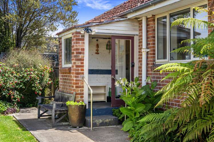 87 Aorangi Road Bryndwr_21