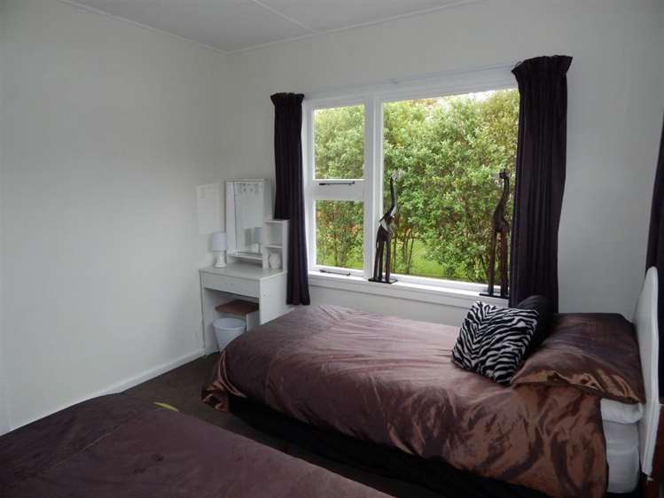 169 Stafford Street Hokitika_8