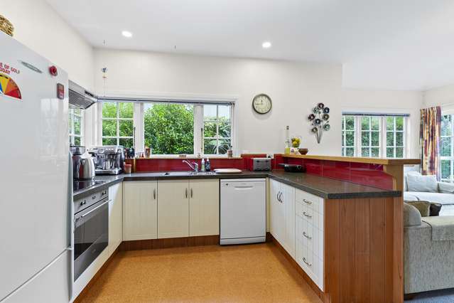 11 Ridvan Grove Ngaio_4