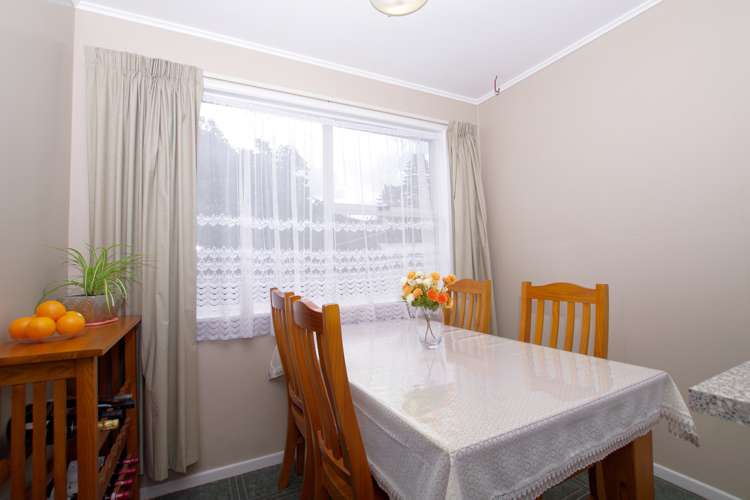 23 Heybridge Street Manurewa_11