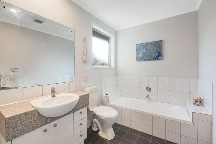 19 Trimaran Drive Gulf Harbour_18