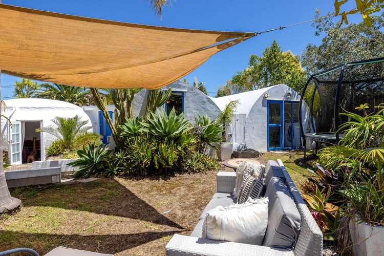 498 Sea View Road Onetangi_24