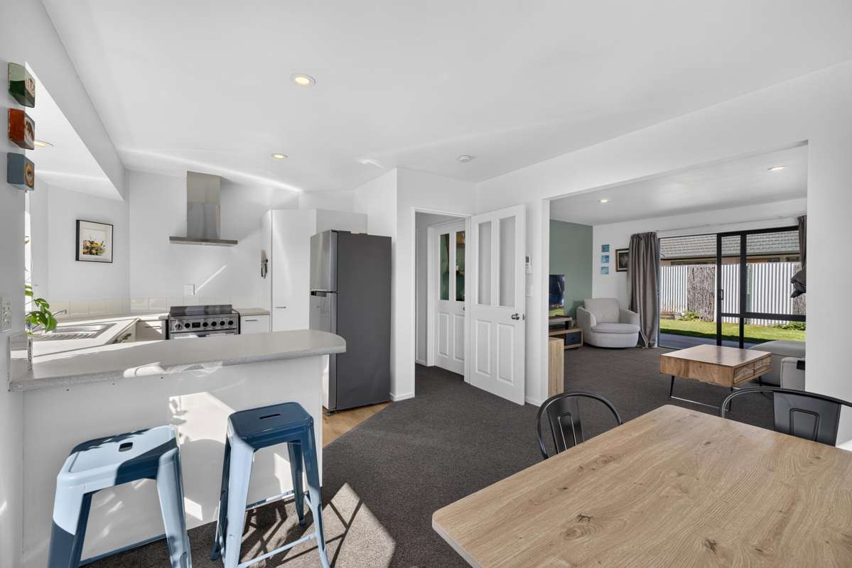 56c Cuffs Road_5