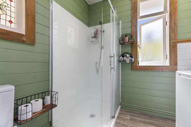 312 Whangamata Road Kinloch_25