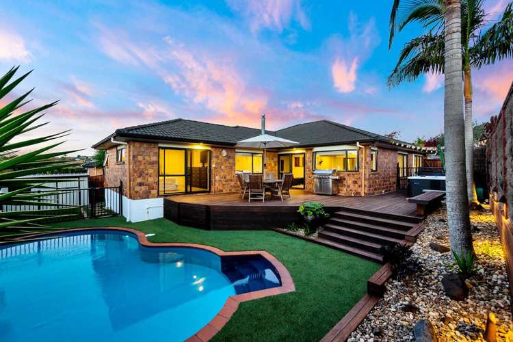 7 Sapperton Drive Henderson_40