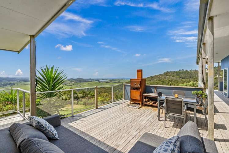 83 Rarangi Heights Parua Bay_12