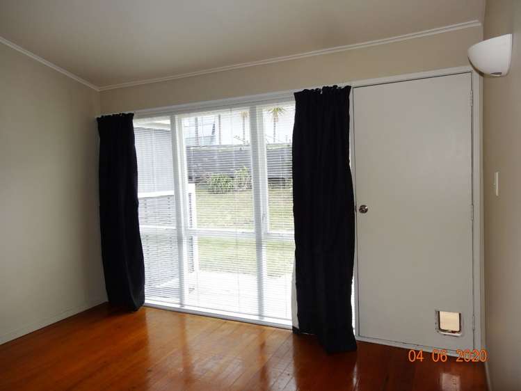 2/9 East Coast Road Milford_8