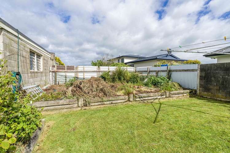 92 Edinburgh Crescent Waikiwi_15