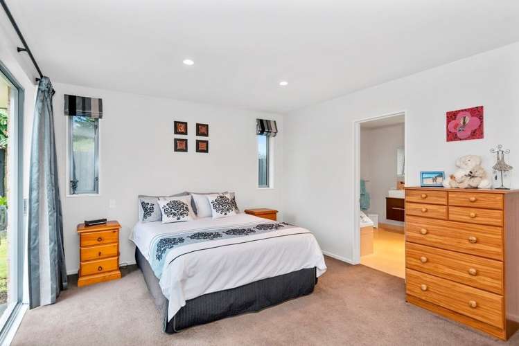 28 Reka Street Parklands_10